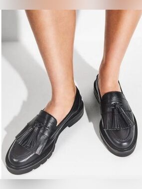 New | Stuart Weitzman Adrina Tassel Loafers in Black | Size 7.5